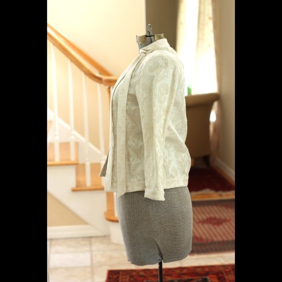 L'WREN SCOTT Madame Du Barry 2010 Off-White Floral Jacquard Jacket - Picture 2 of 6